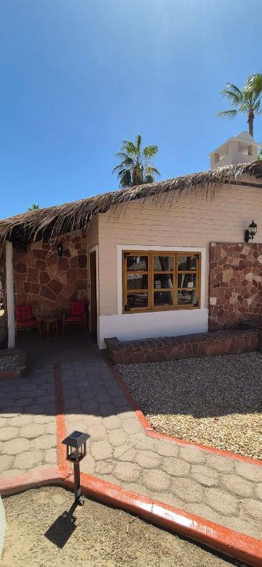 SS 8B Cabaña rustica frente al malecon de La Paz - image 18