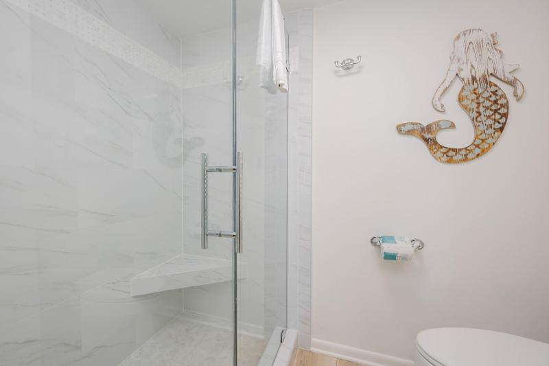 Back Bay 207 condo - image 10