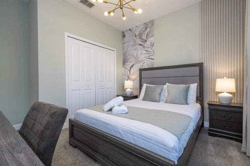 Storey Lake 5BR Private Pool & 2 Ensuites - image 14