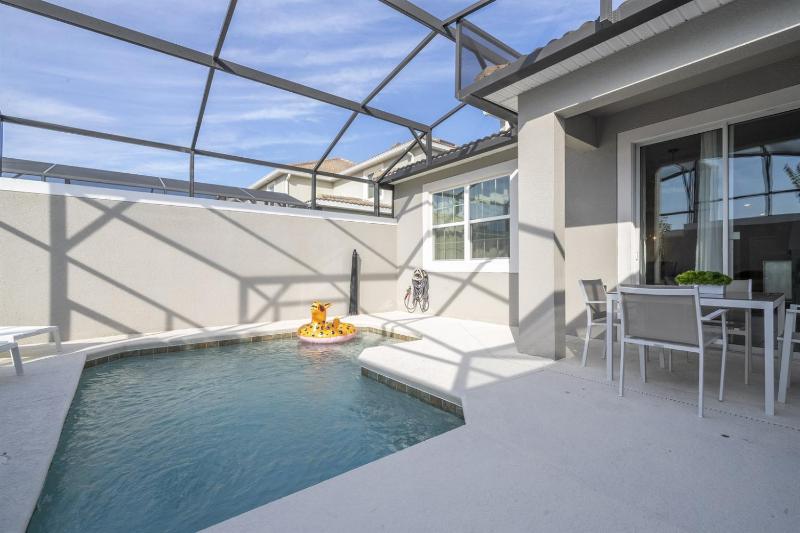 Storey Lake 5BR Private Pool & 2 Ensuites - image 24