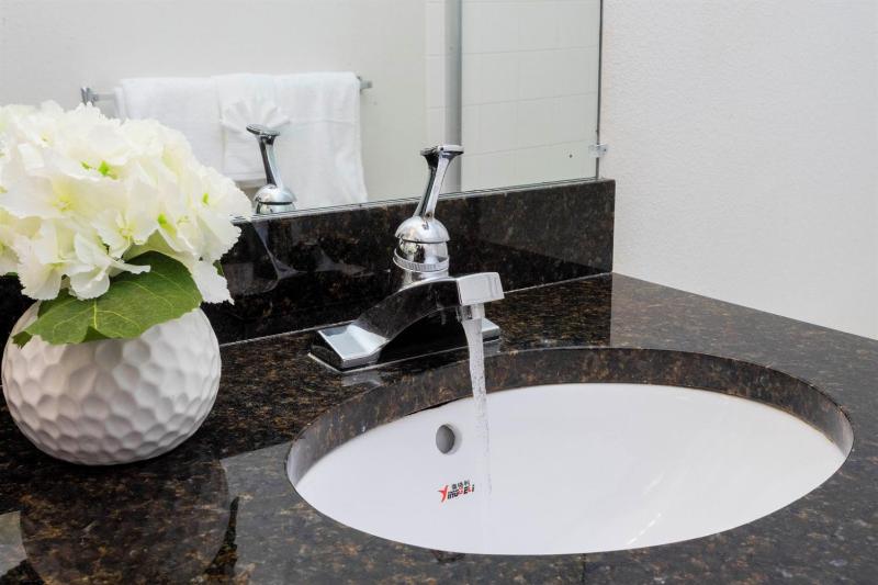 2 Ensuites Close to Disney Intertational Epic - image 32