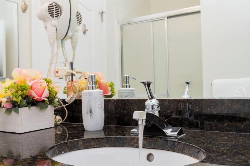 2 Ensuites Close to Disney Intertational Epic - image 13