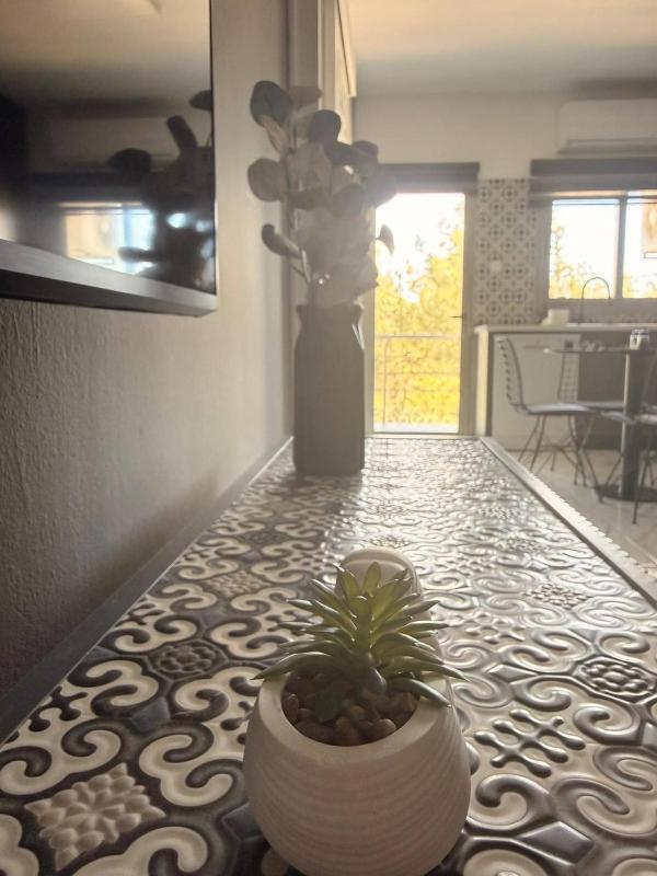 Nicosia Serenity Stylish Peaceful Central Stay - image 5