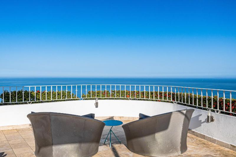 Upscale bayview villa with hot tub private terrace pool & stylish interiors - image 2