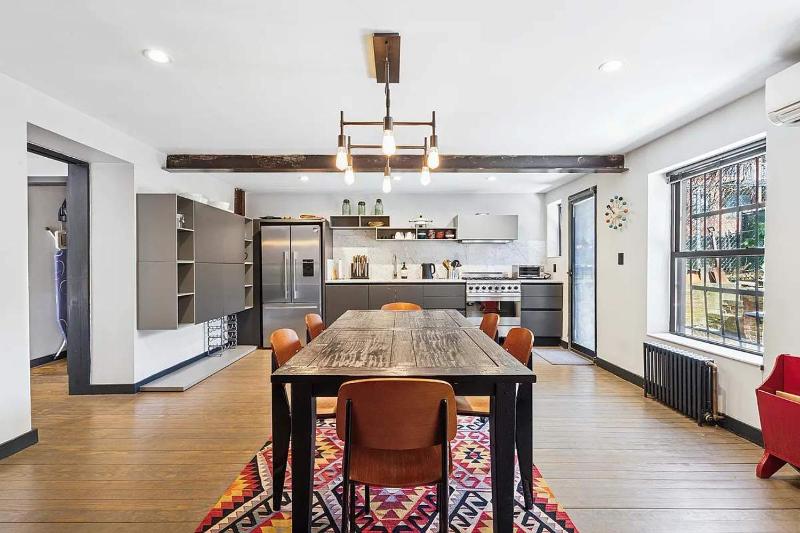 Lenox Garden Fully-Furnished 1BR in Harlem with Outdoor Space - image 8