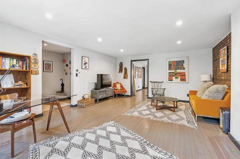 Lenox Garden Fully-Furnished 1BR in Harlem with Outdoor Space - image 6