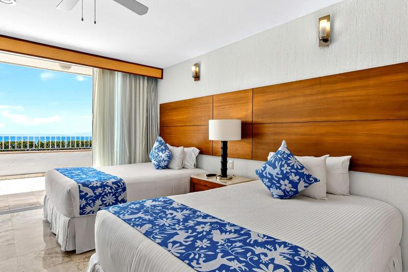 Upscale coastal suite with private terrace ocean views pool & hot tub - image 2