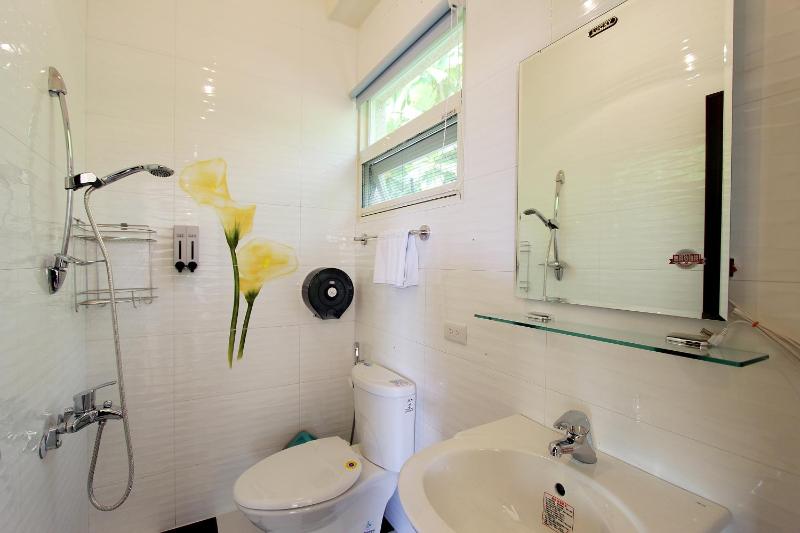 Caifeng Bed and Breakfast - image 11
