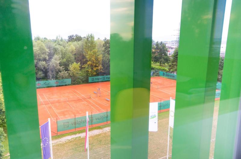 Quadruple Room image 2