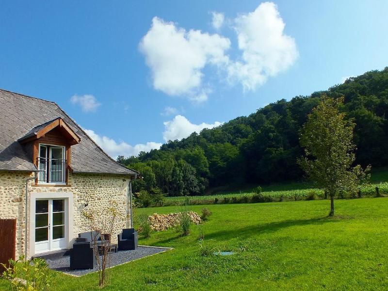 One-Bedroom House image 1