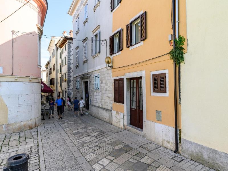Apartment in Porec near Old Town Beach - image 18