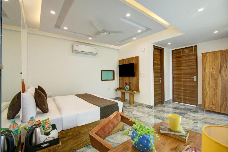 Hotel The Emporio Grand Near Vaishali Metro Station 3-star Hotel l Vaishali Ghaziabad - image 7