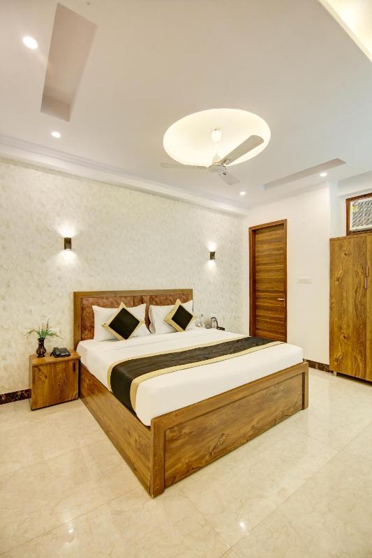 Hotel The Emporio Grand Near Vaishali Metro Station 3-star Hotel l Vaishali Ghaziabad - image 6