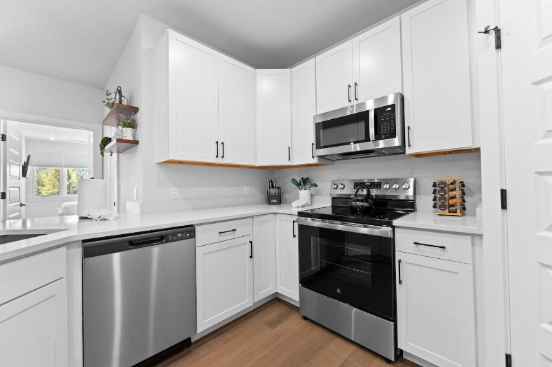 Brightwood #108 Building 2 - image 17