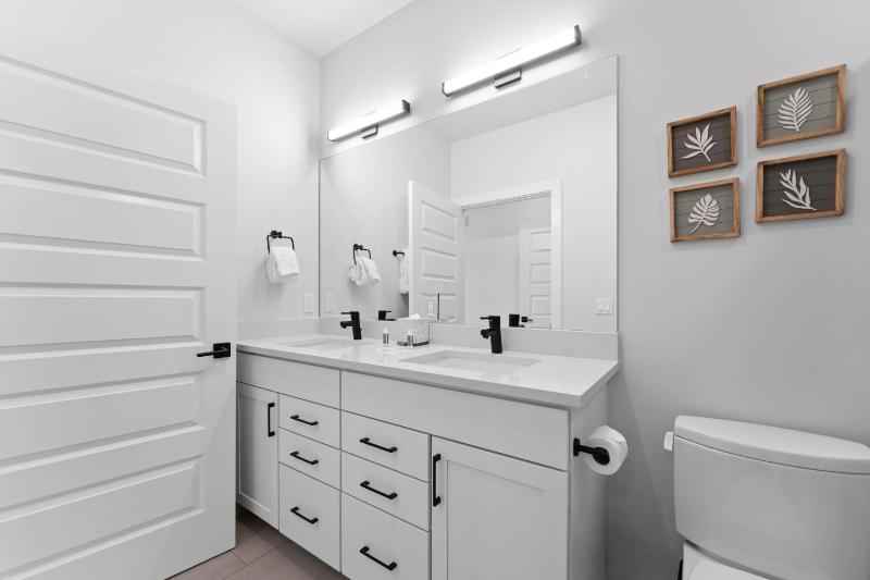 Brightwood #108 Building 2 - image 39