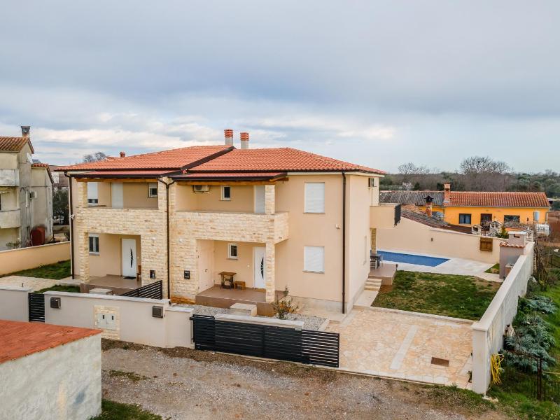 Holiday Home Fulia with pool - image 8