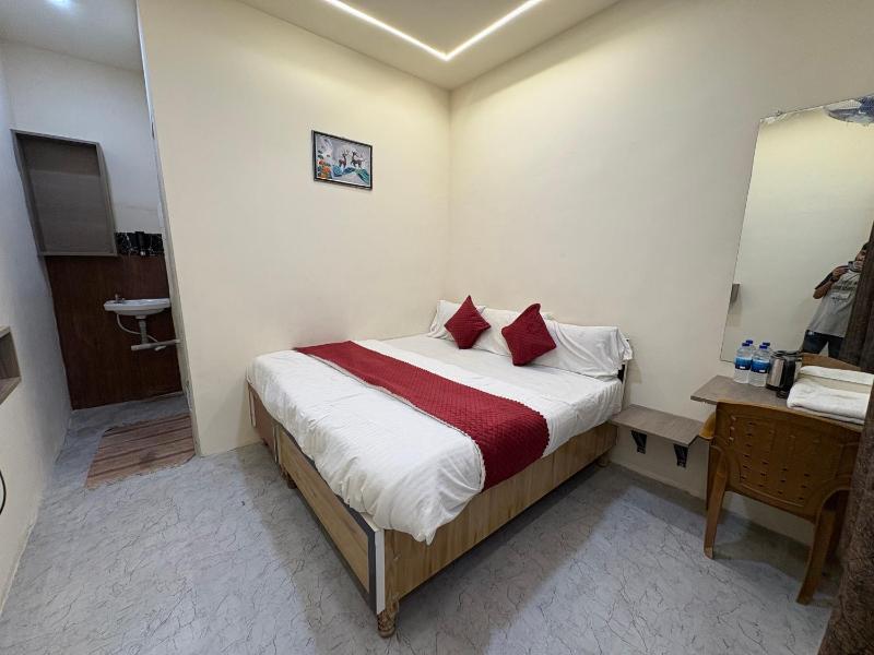 Hotel Shivay Deluxe - image 30