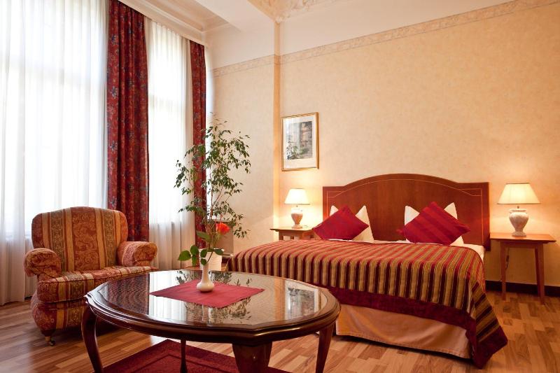 Safestay Berlin Kurfurstendamm - image 12