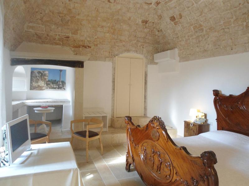 Two-Bedroom Apartment image 3