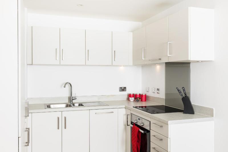 Roosevelt Retreat by Prime Stays - Entire Apartment Stylish & Spacious - image 12