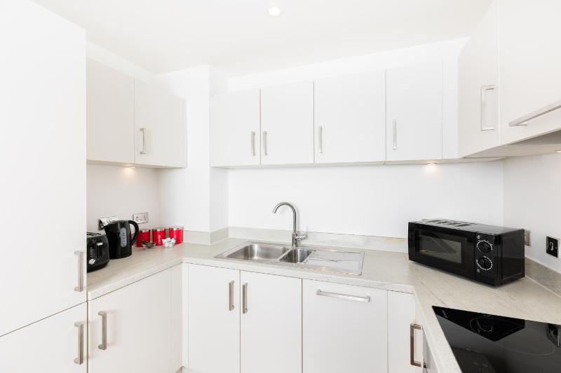 Roosevelt Retreat by Prime Stays - Entire Apartment Stylish & Spacious - image 8