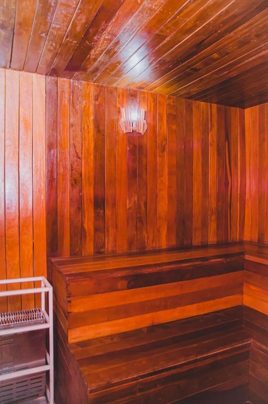 Apartamento c Varanda Ar Piscina Sauna e Hidro - image 11
