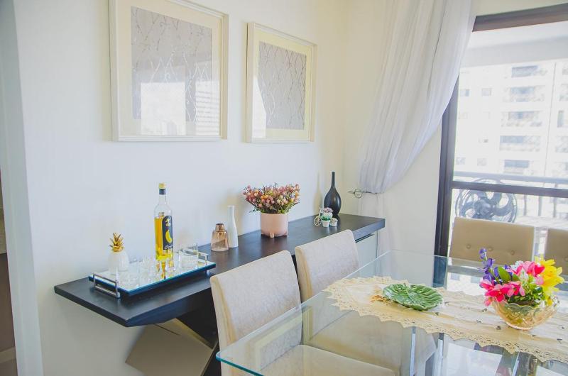 Apartamento c Varanda Ar Piscina Sauna e Hidro - image 18