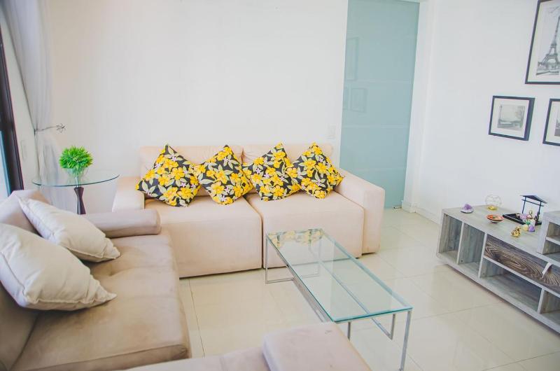 Apartamento c Varanda Ar Piscina Sauna e Hidro - image 43