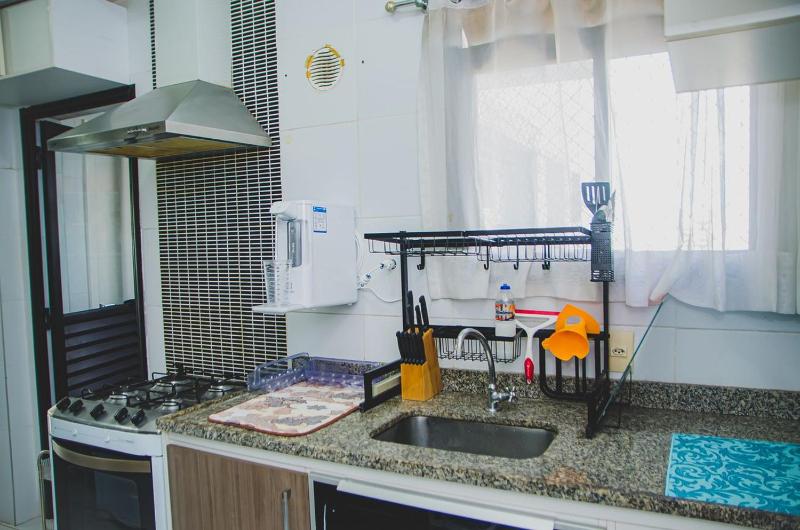 Apartamento c Varanda Ar Piscina Sauna e Hidro - image 6