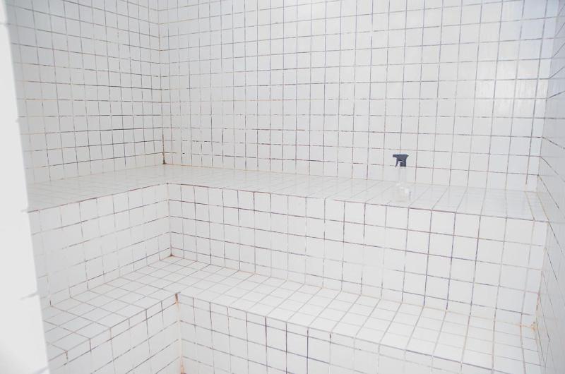 Apartamento c Varanda Ar Piscina Sauna e Hidro - image 14
