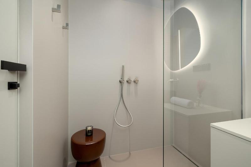 Nowoczesny Apartament typu Studio z Dostępem do Strefy Rozrywki i Relaksu by Noclegi Renters - image 20