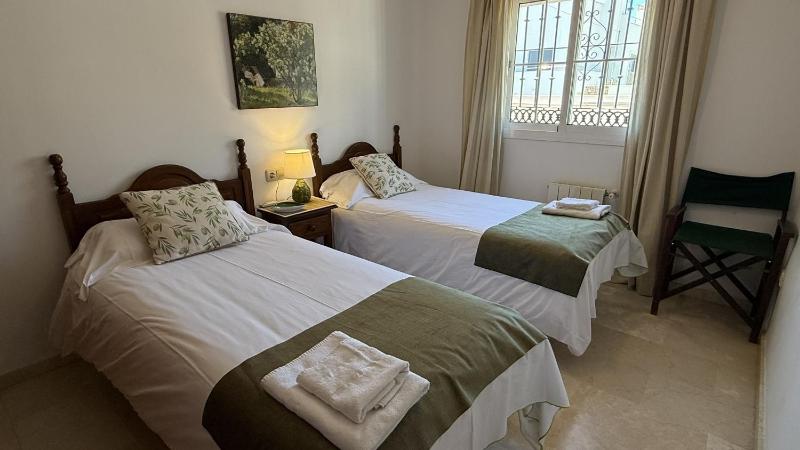 Nerja Paradise Rentals - Villa Las Dalias - image 19
