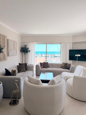 Riviera Beach Hotel - image 38