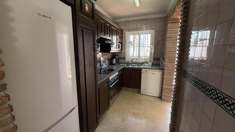 Nerja Paradise Rentals - Villa Las Dalias - image 26