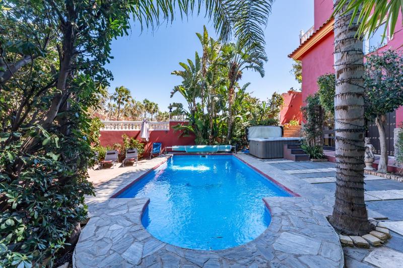Majestic Villa by the Beach Heated Private Pool & Jacuzzi - image 35