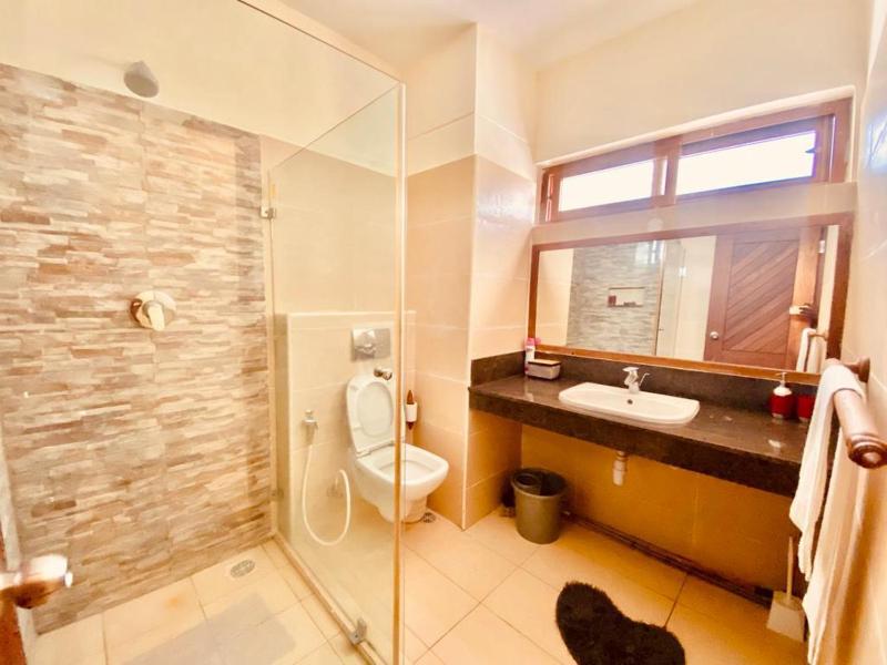 Bstan Deluxe Beachfront - image 14