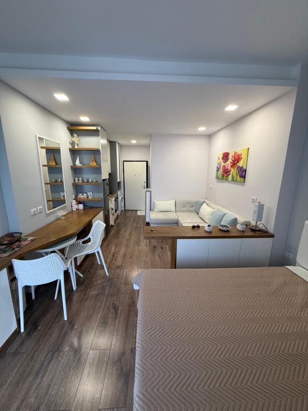 Beachfront Apartment Saranda - image 8