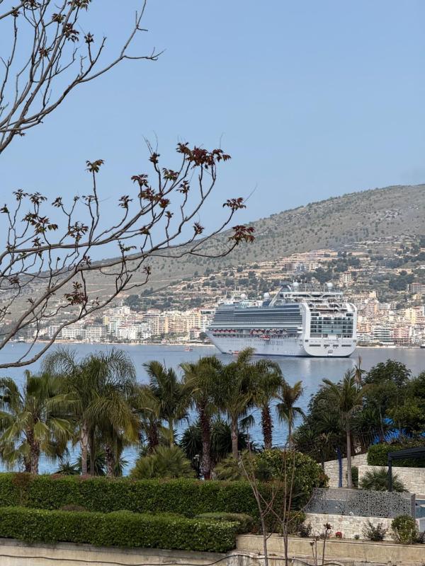Beachfront Apartment Saranda - image 11