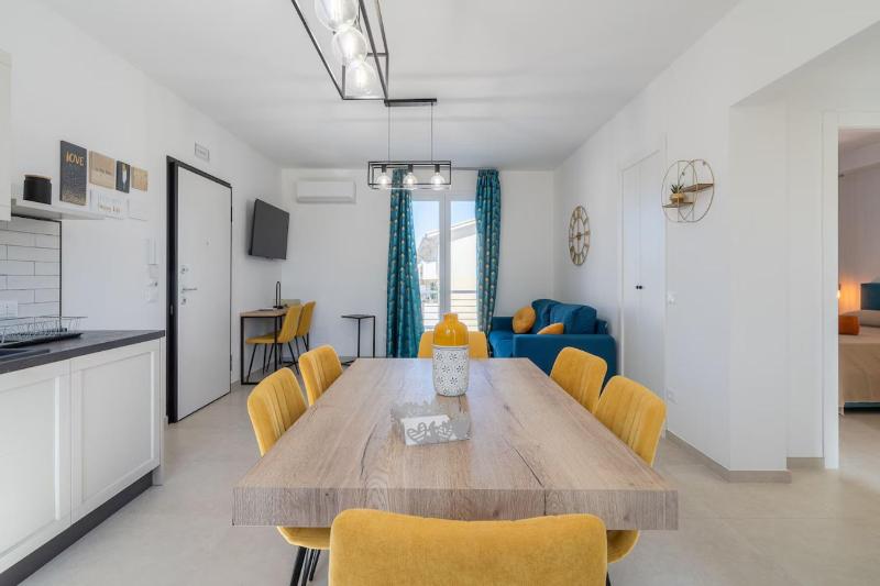 Boutique Apartment Sea Family - image 11