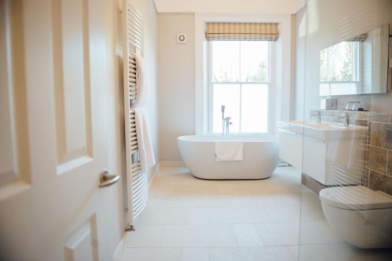 Deluxe Double Room image 1