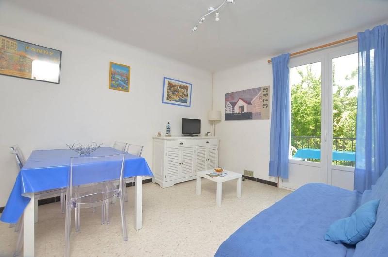 Roumieux 27 Charmant Appartement - Proche Plage Climatisation Parking Privé - image 1
