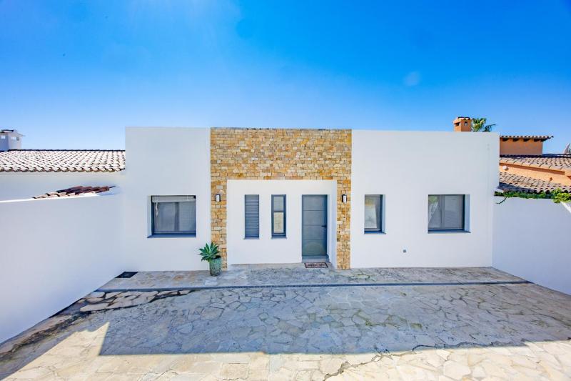 Villa Nits - Plusholidays - image 11
