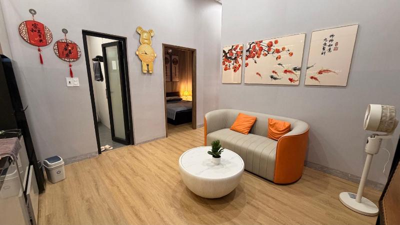 Lucky House - image 4