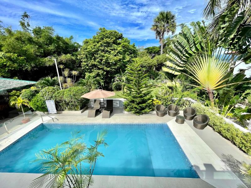 private villa with private pool - image 3