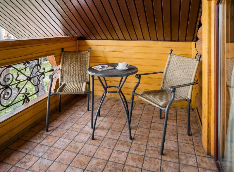 Two-Bedroom Chalet image 4