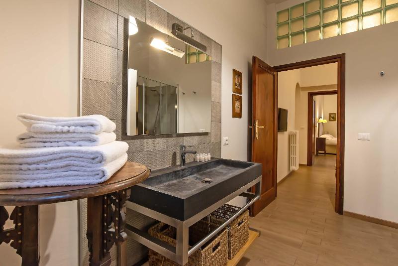 MDR NumberSix Suites - image 6