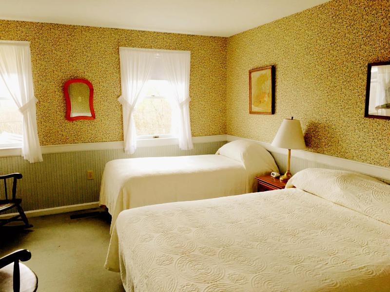 Goodrich Room  image 1