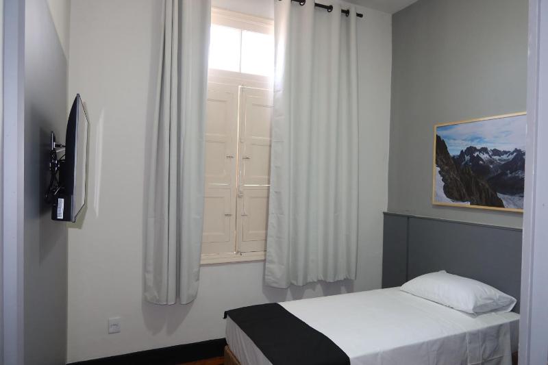 B Hotel 888 hotéis - Próximo a Rodoviária e Praça Sete - image 49