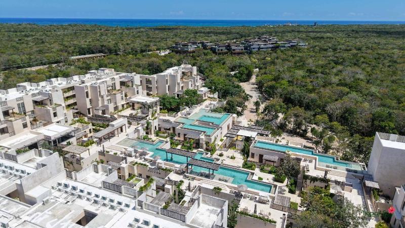Grand Tulum Condo Private Pool Rooftop Oasis Near the Beach - image 11