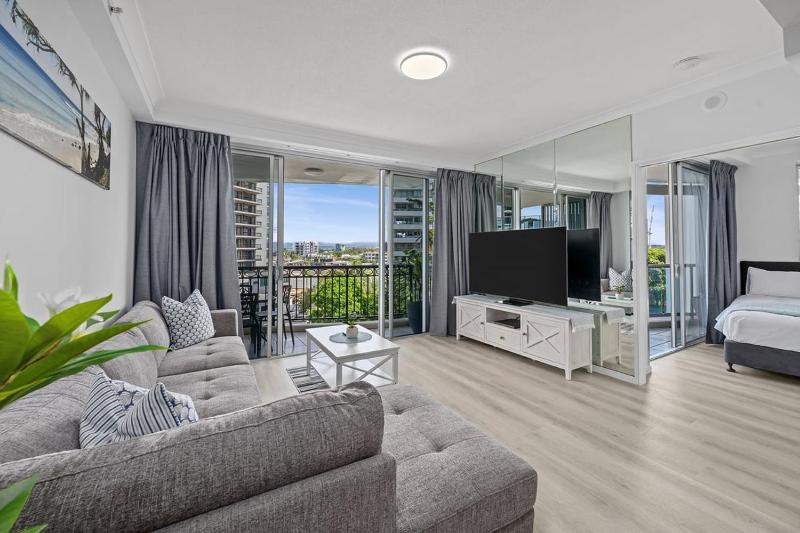 Family Escape Chevron | Pools Beach Central - image 15